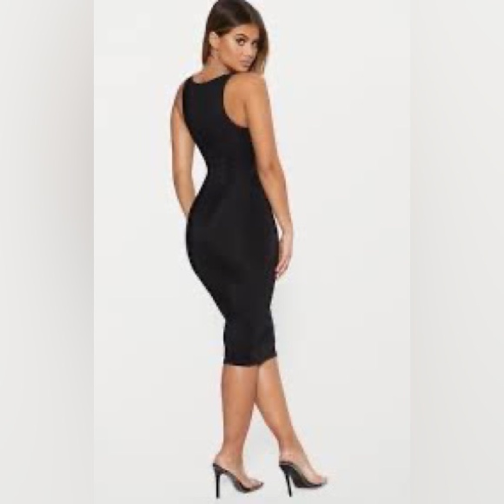 Pretty Little Thing black second skin scoop neck midi dress US 4